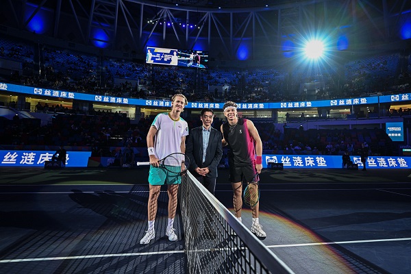 O文章更具 O文章更具