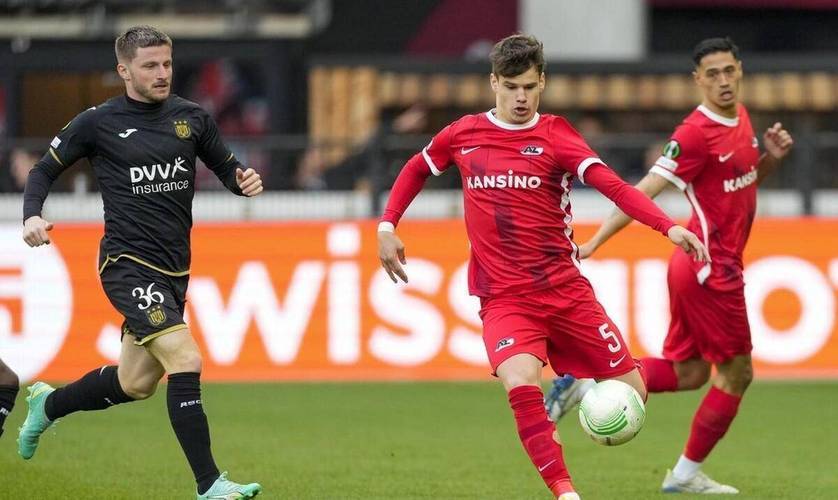 足球作为一 足球作为一