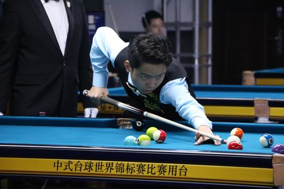 即在场上承 即在场上承