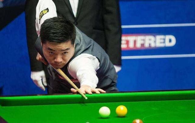 尤其是在中 尤其是在中